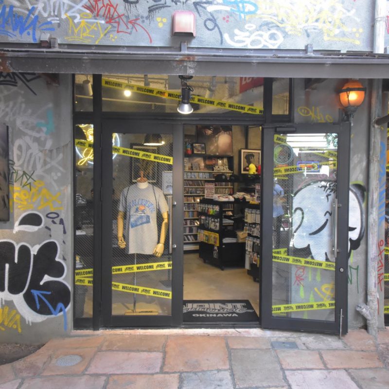 joint-clothing-store-gallery01